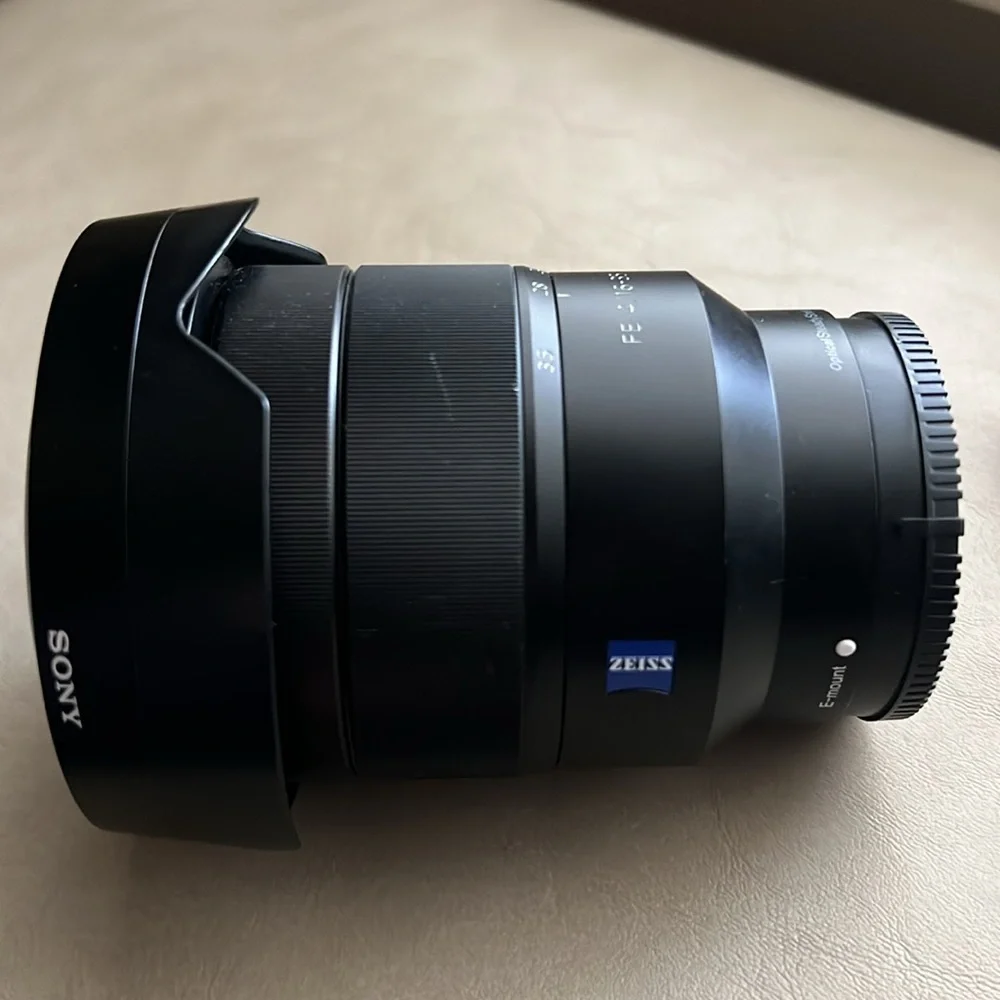 New Sony FE 16–35mm F4 ZA OSS Full-frame Wide-angle Zoom ZEISS Lens